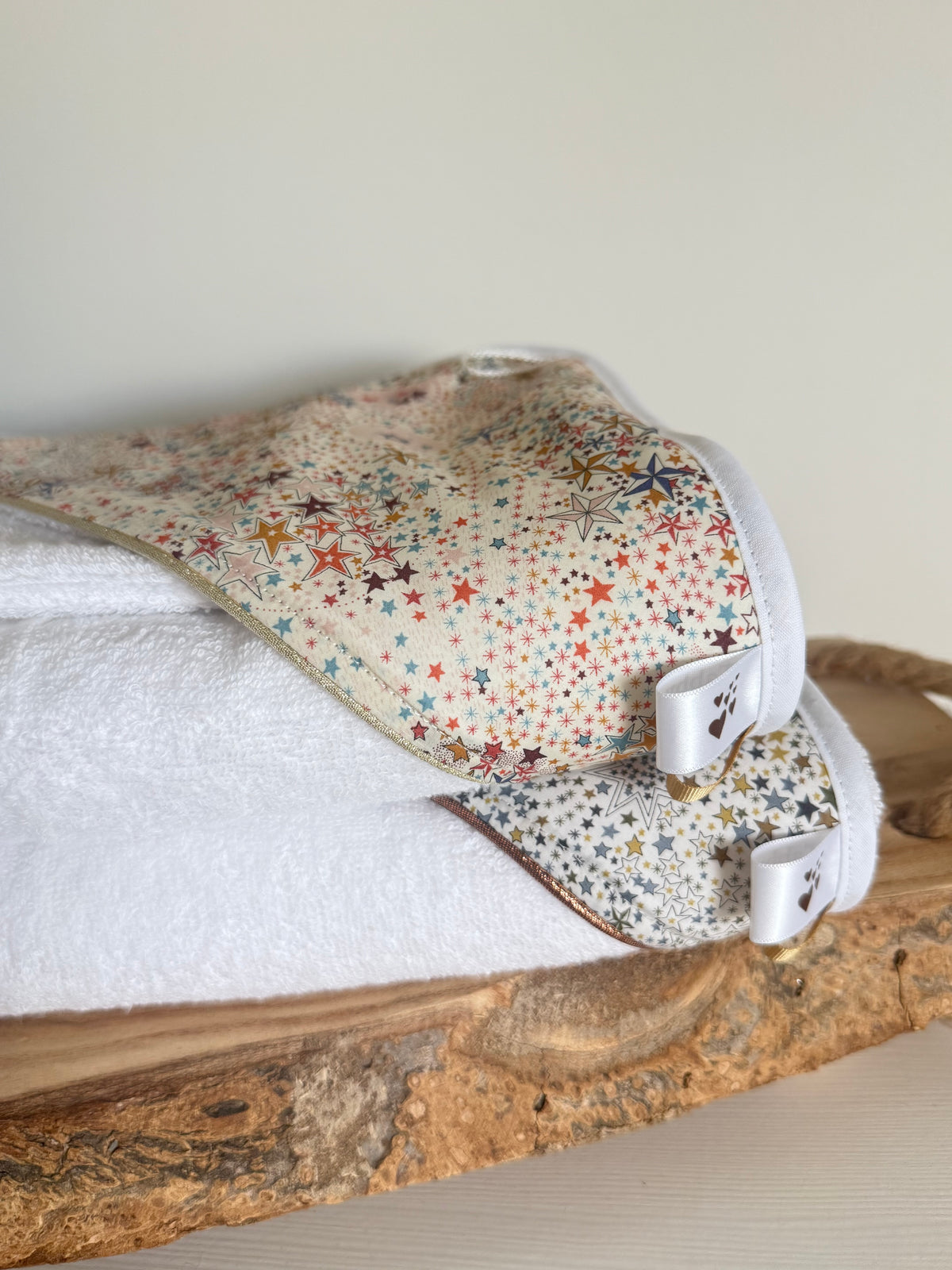 Cape de bain bébé Liberty Adelajda à étoiles + gant | Personnalisable