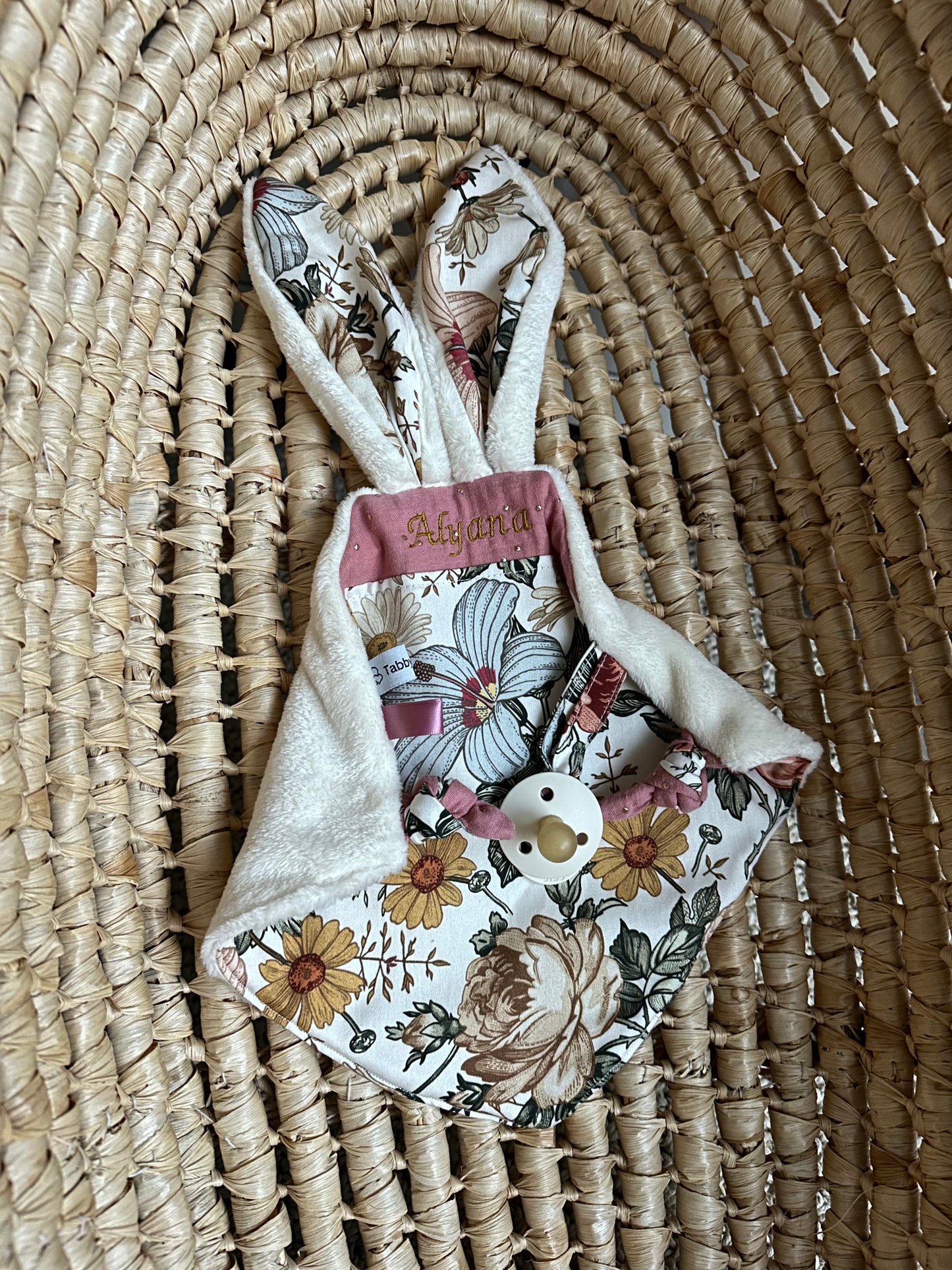 Doudou oreilles lapin