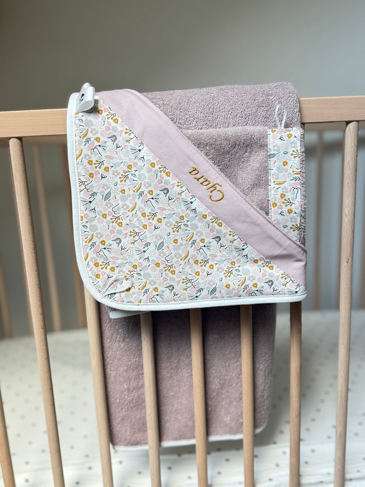 Cape de Bain Bébé + Gant de Toilette - Fleuris - Personnalisable