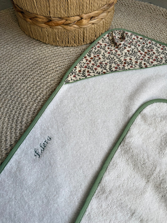 Cape de bain bébé en gaze de coton fleurie et gant assorti