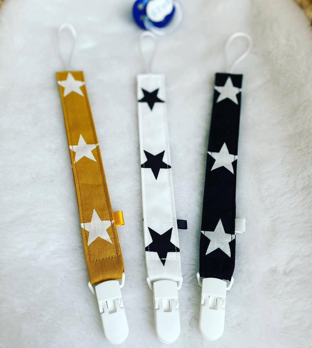Lot 3 attaches tétines étoiles ⭐️ PROMO