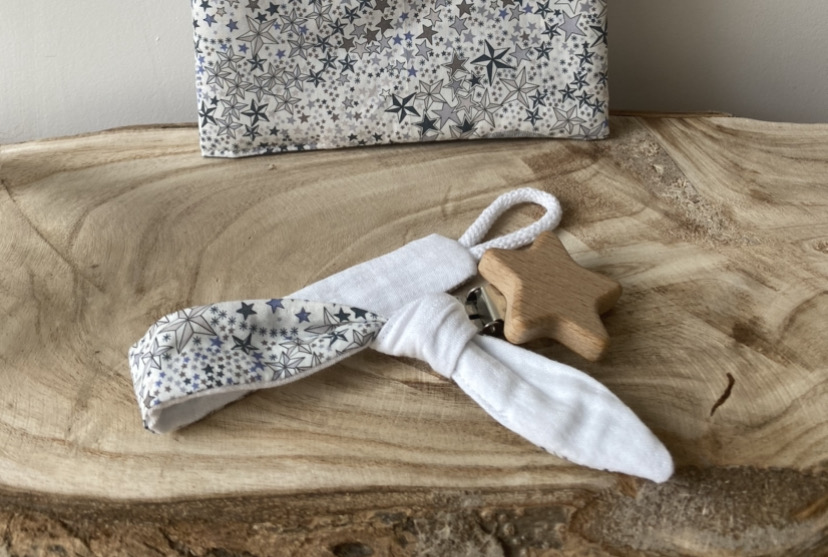 Attache tétine nouée Tissu Liberty of London