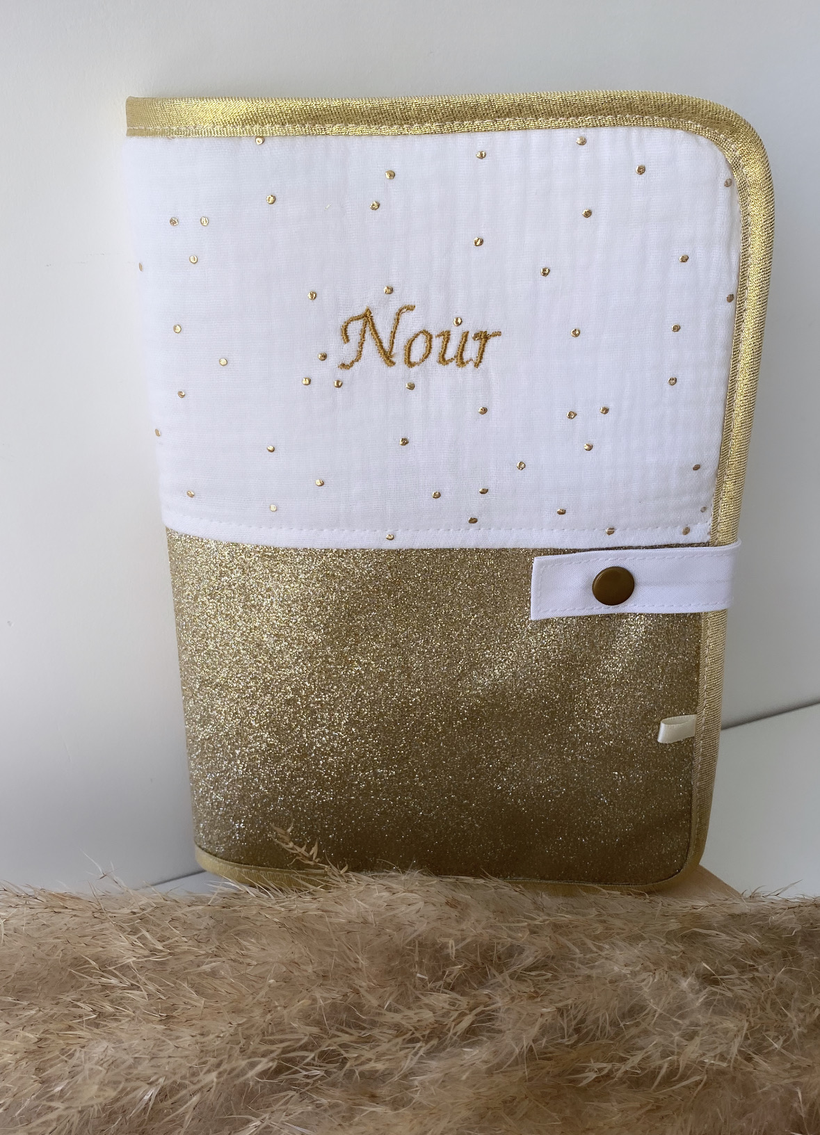 Protège Carnet de Santé contour Doré