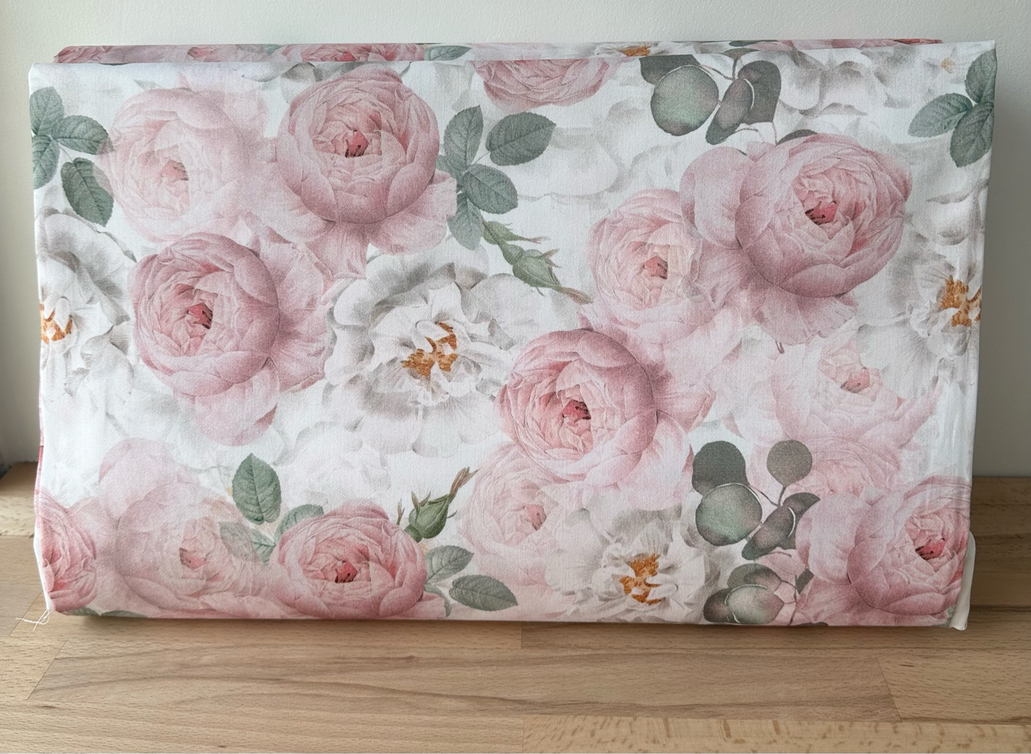 Tissu Satin de Coton  Fleuri Deluxe Premium x50 cm