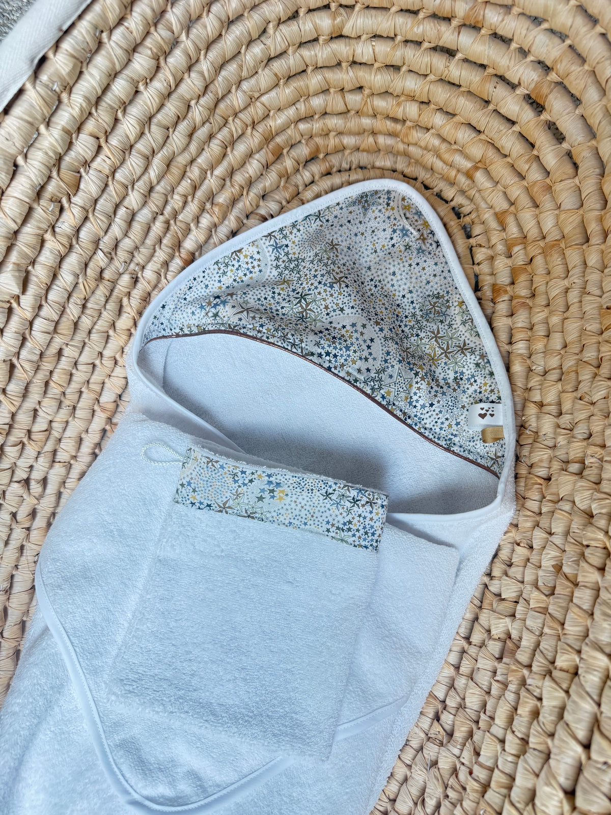 Cape de bain bébé Liberty Adelajda à étoiles + gant | Personnalisable
