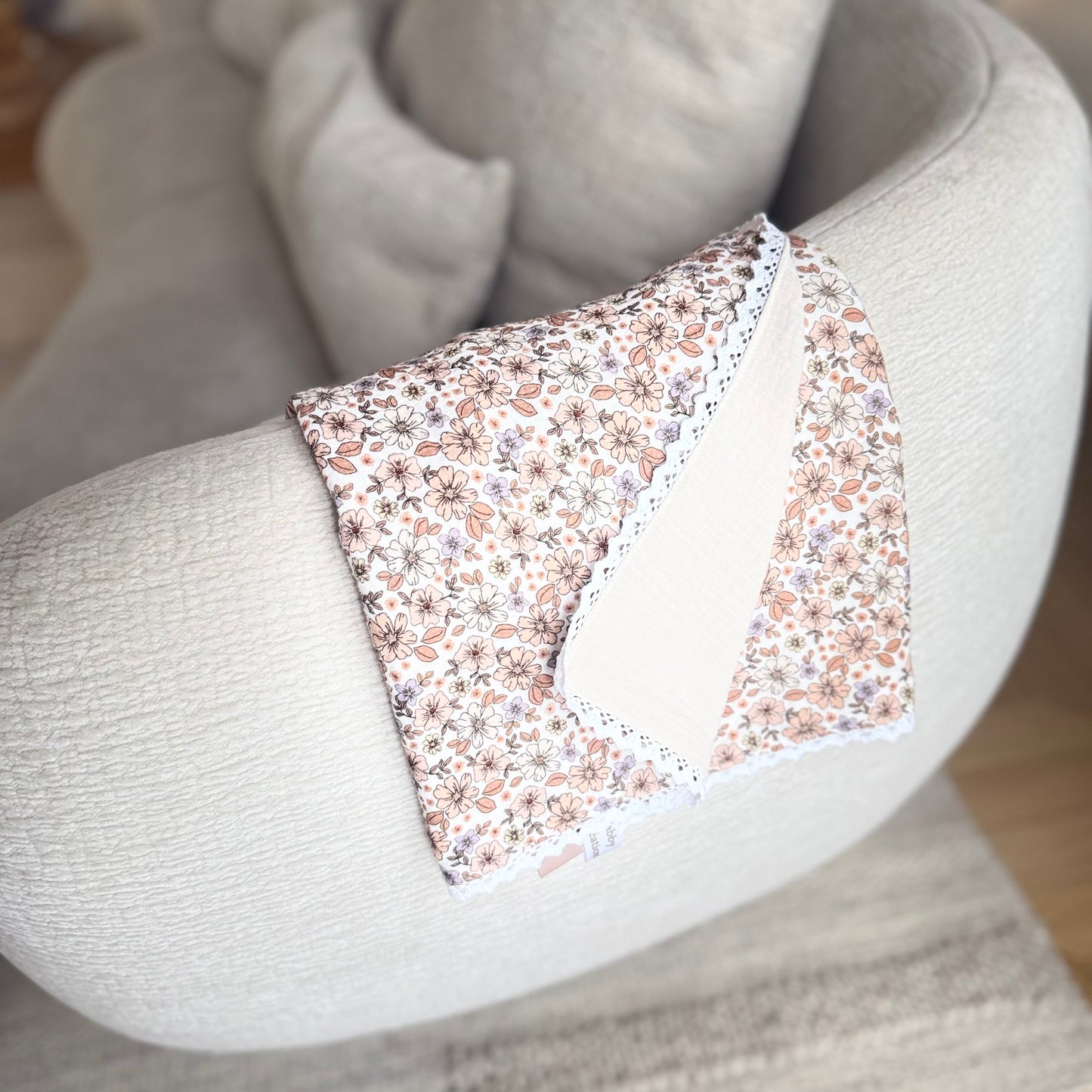 Plaid pour bébé double mousseline avec finitions broderie