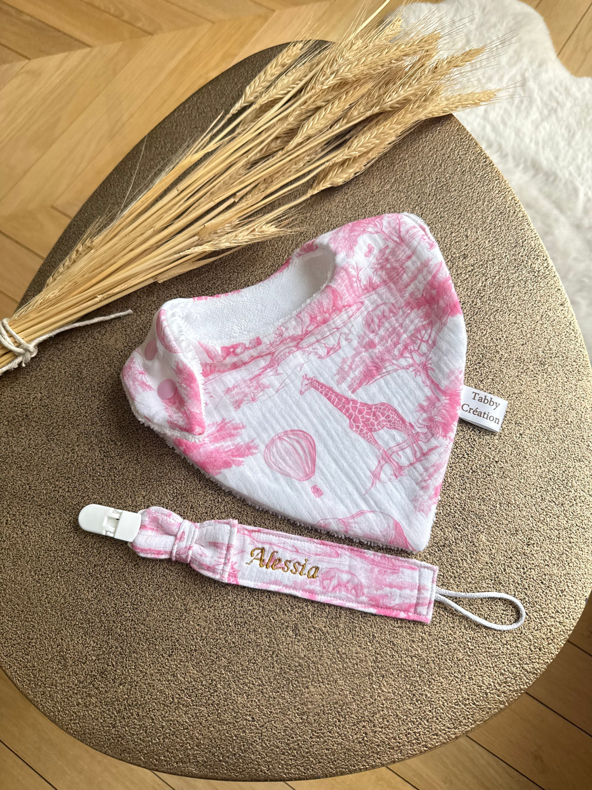 Coffret Bébé - Bavoir + Attache Tétine - Toile de Jouy Safari - 3 coloris
