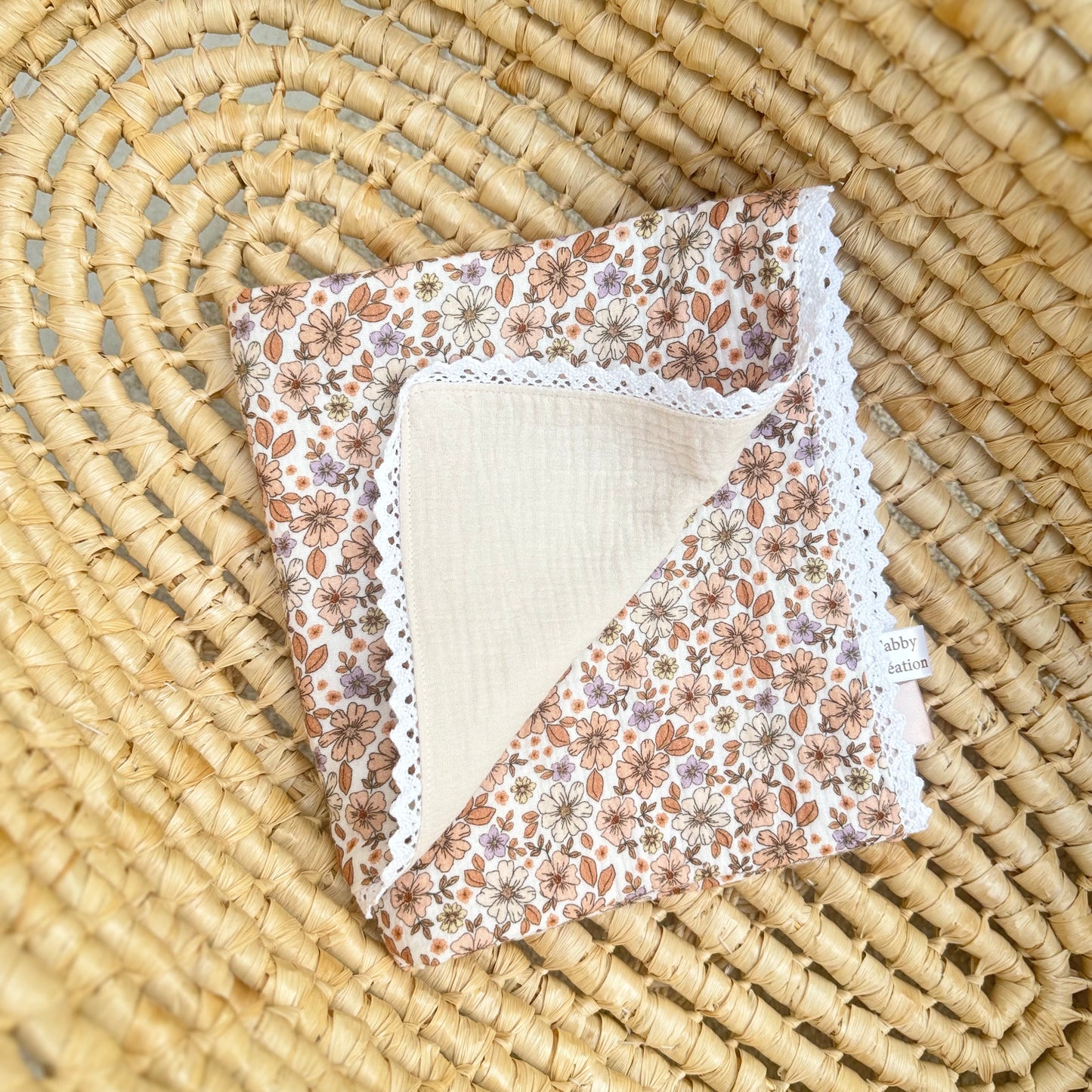 Plaid pour bébé double mousseline avec finitions broderie