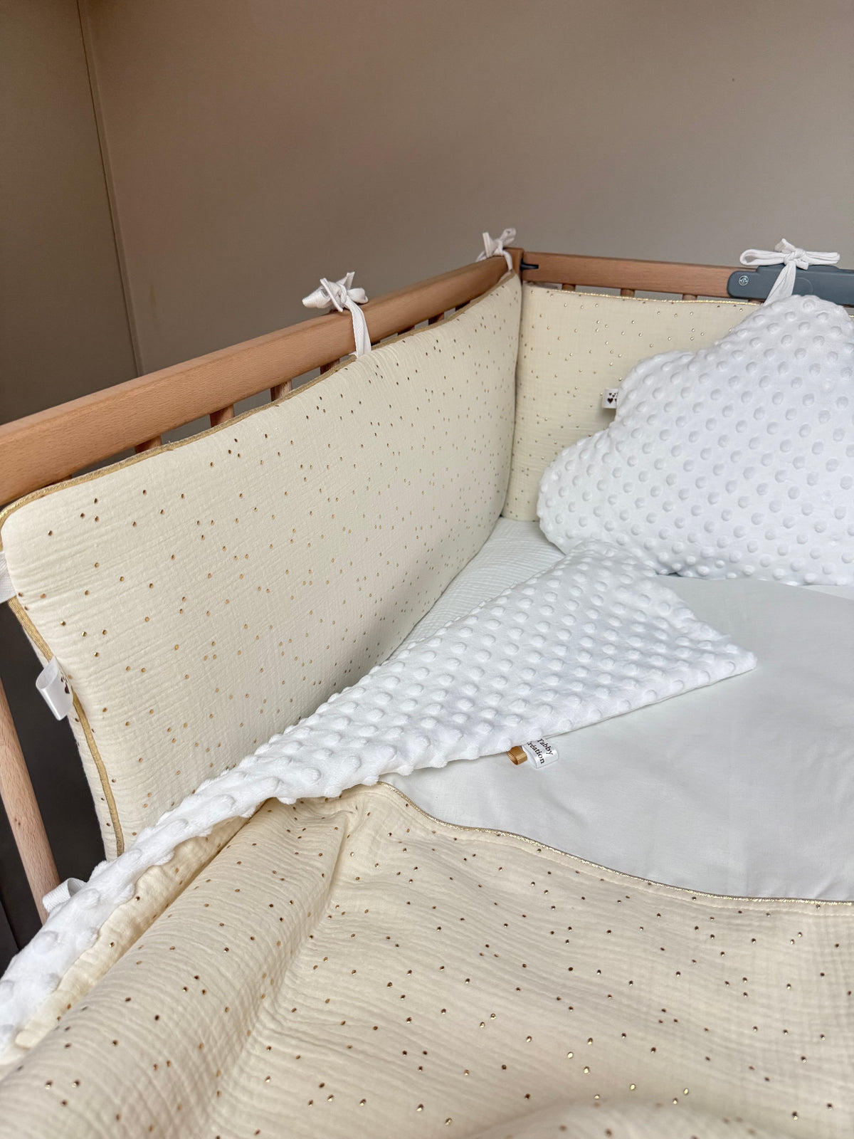 Édredon Bébé Réversible 13 Coloris - Gaze Pois Dorés & Minky