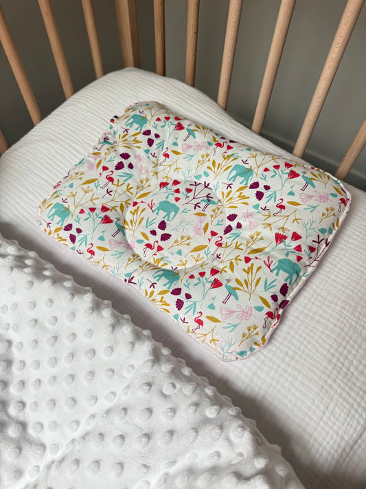 Petit coussin bébé réversible cale-tête & dernièr en stock