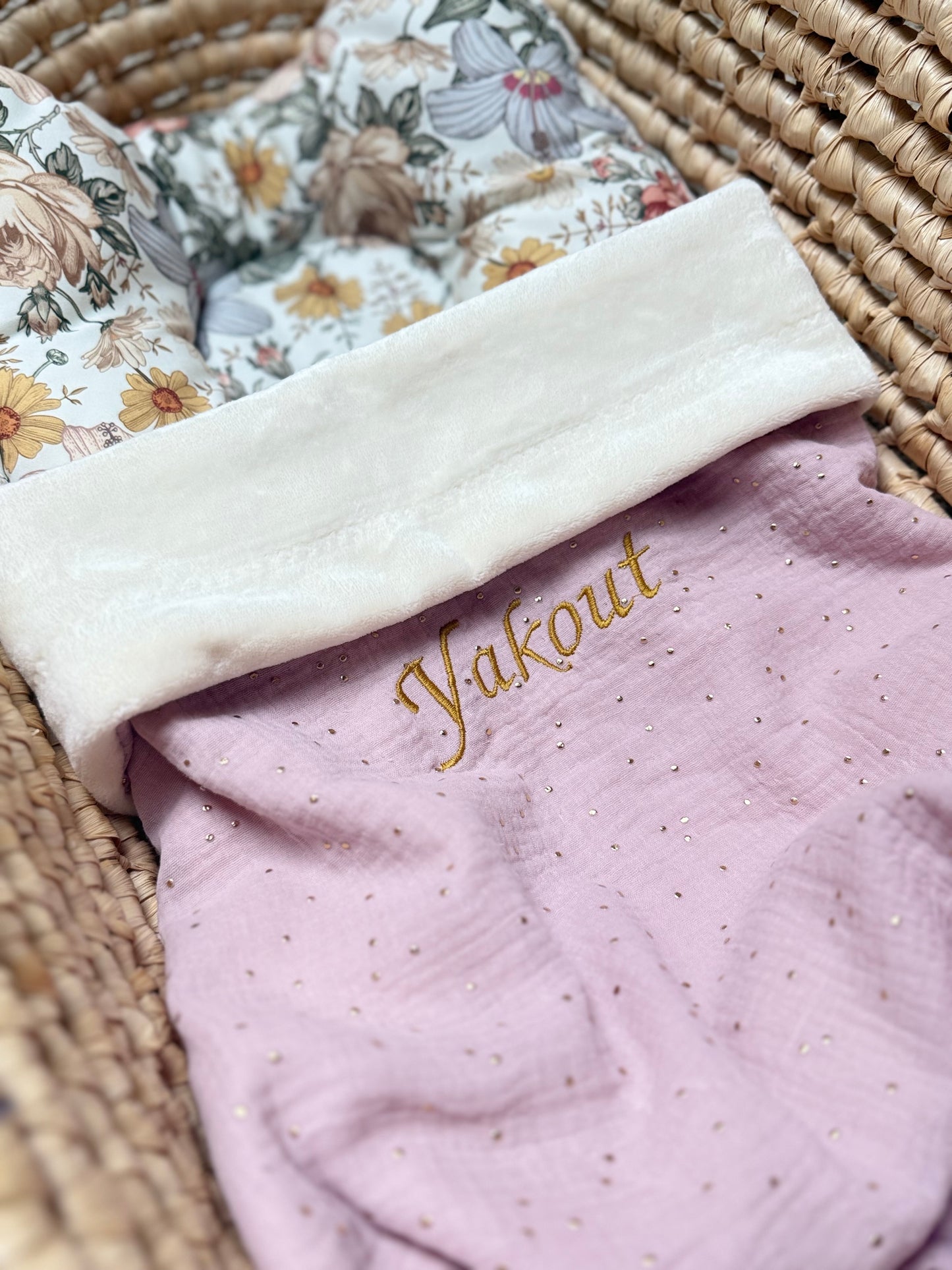 Couverture pour bébé en bi matière très douce