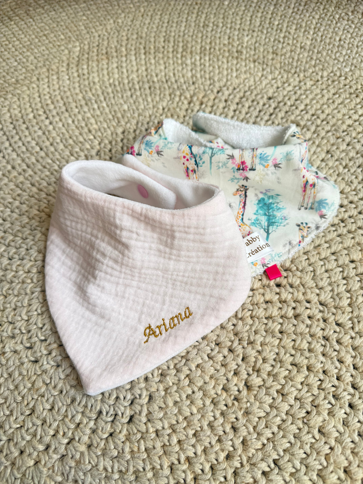 Lot de 2 Bavoirs Bandana Bébé - Gaze de Coton Uni & Girafe
