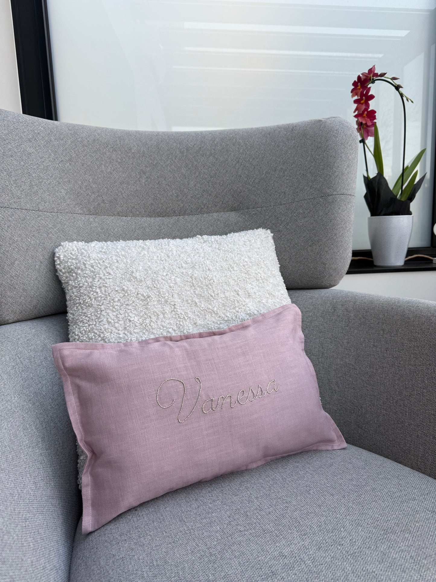 Coussin personnalisé à la main 100% lin 8 coloris au choix