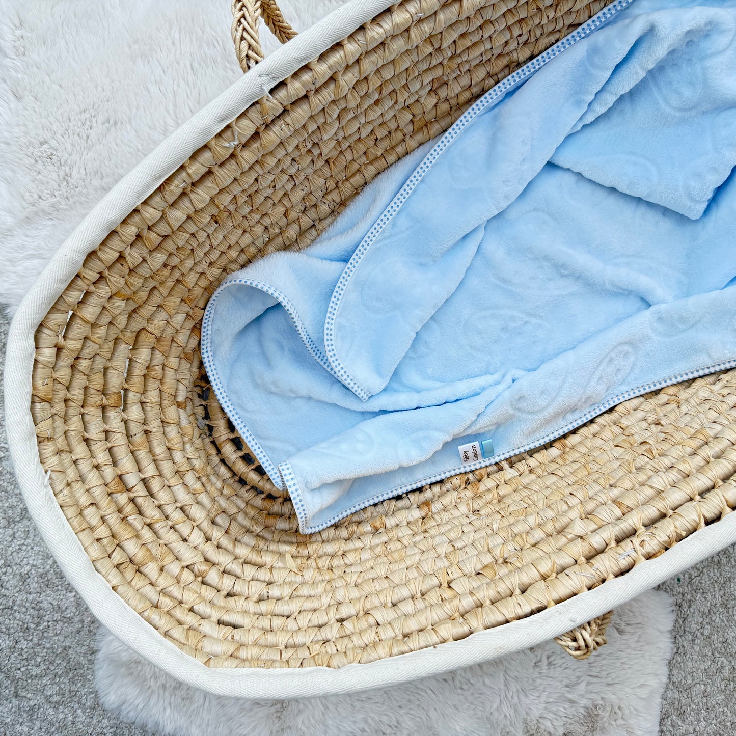 Couverture douillette pour bébé  bleu ciel cœurs - PROMO