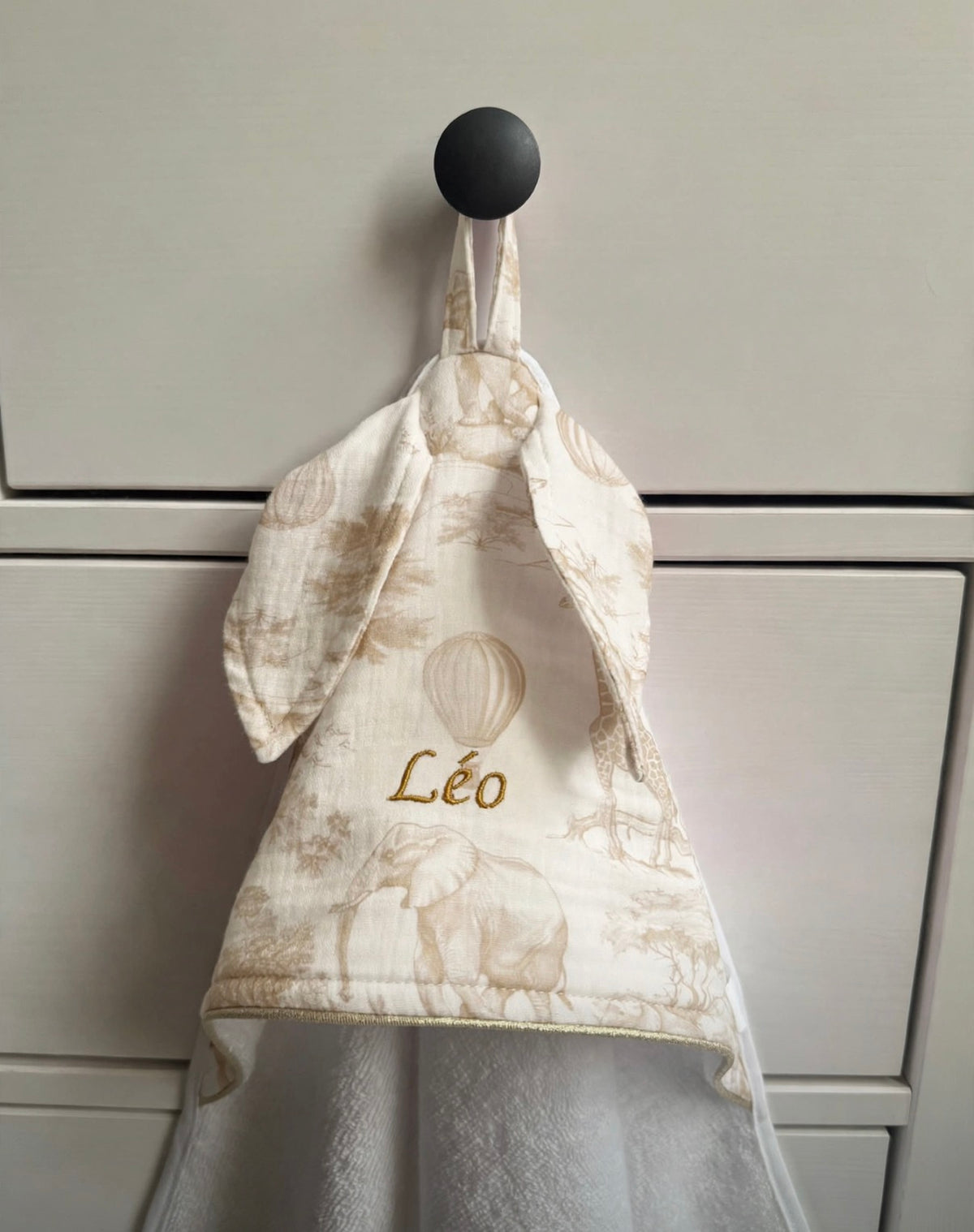 Cape de bain bébé oreilles lapinou - Toile de Jouy safari - 3 coloris