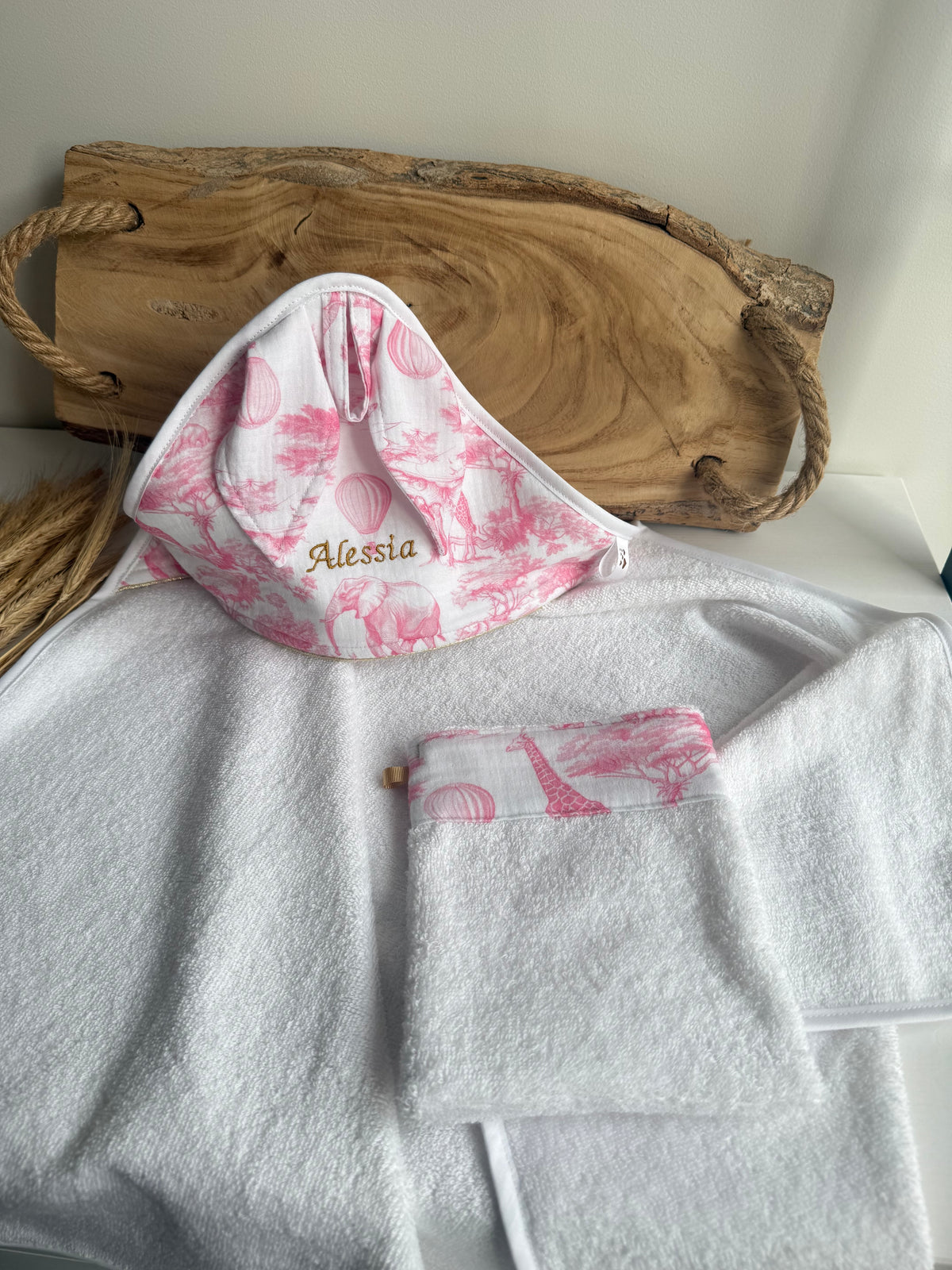 Cape de bain bébé oreilles lapinou - Toile de Jouy safari - 3 coloris